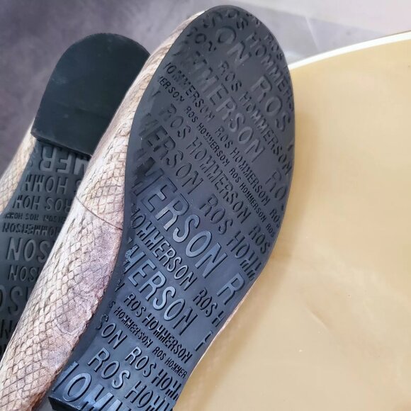 Ros Hommerson Regan Slip On Snake Print Round Toe Leather Dressy Loafers Sz 9.5 - Picture 9 of 10